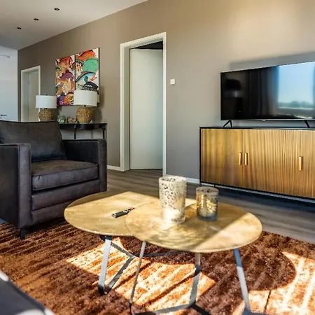 Hangar 19 Superior Mit Terrasse Und Garten H7w1 *