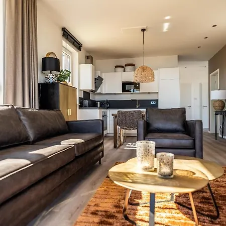 Hangar 19 Superior Mit Terrasse Und Garten H7w1